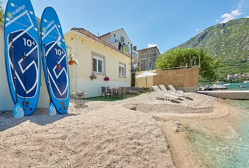 Haus, 1 Zimmer, 55 m² mit 610 m² Grundstück in Kostanjica